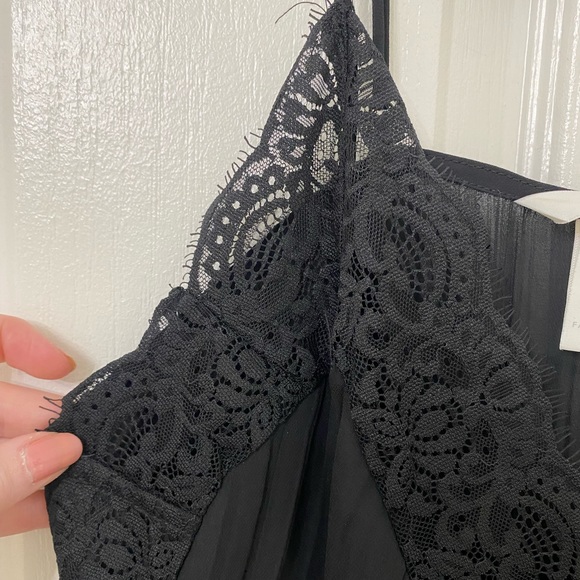 H&M lace cami - Picture 7 of 8